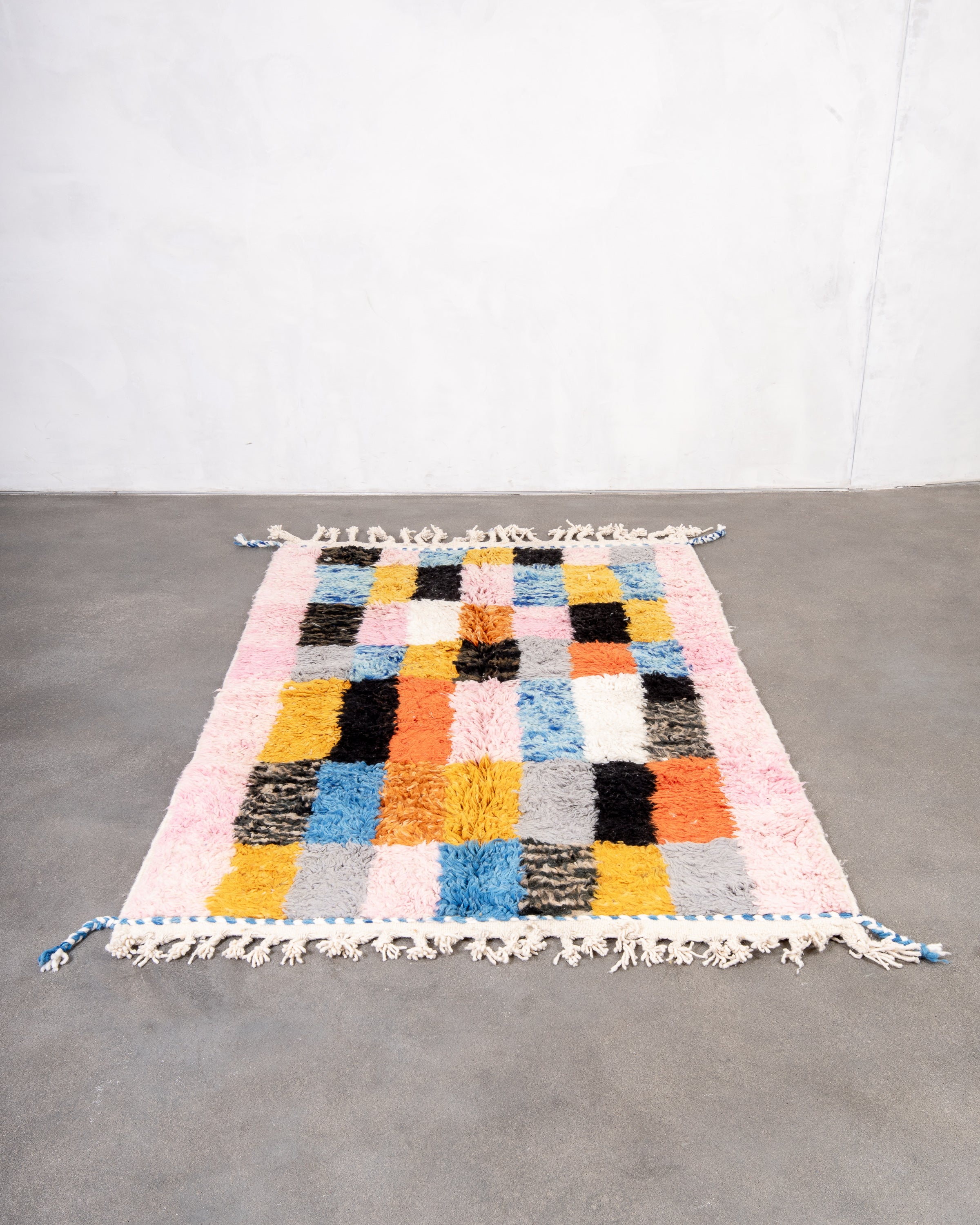 Modern designer handcrafted Berber rug from morocco Beniourain with beautiful colors and patterns